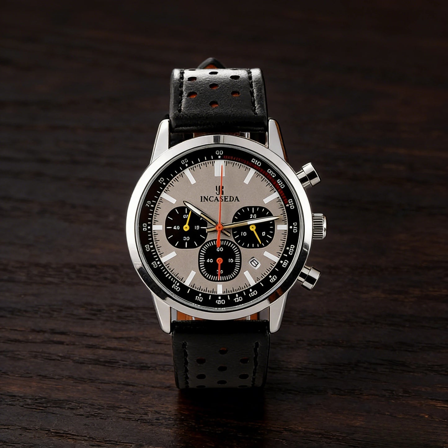 Hot Sale Couple Watch Luminous Chronograph Quartz Leather Multifunctional Sports with Qualification