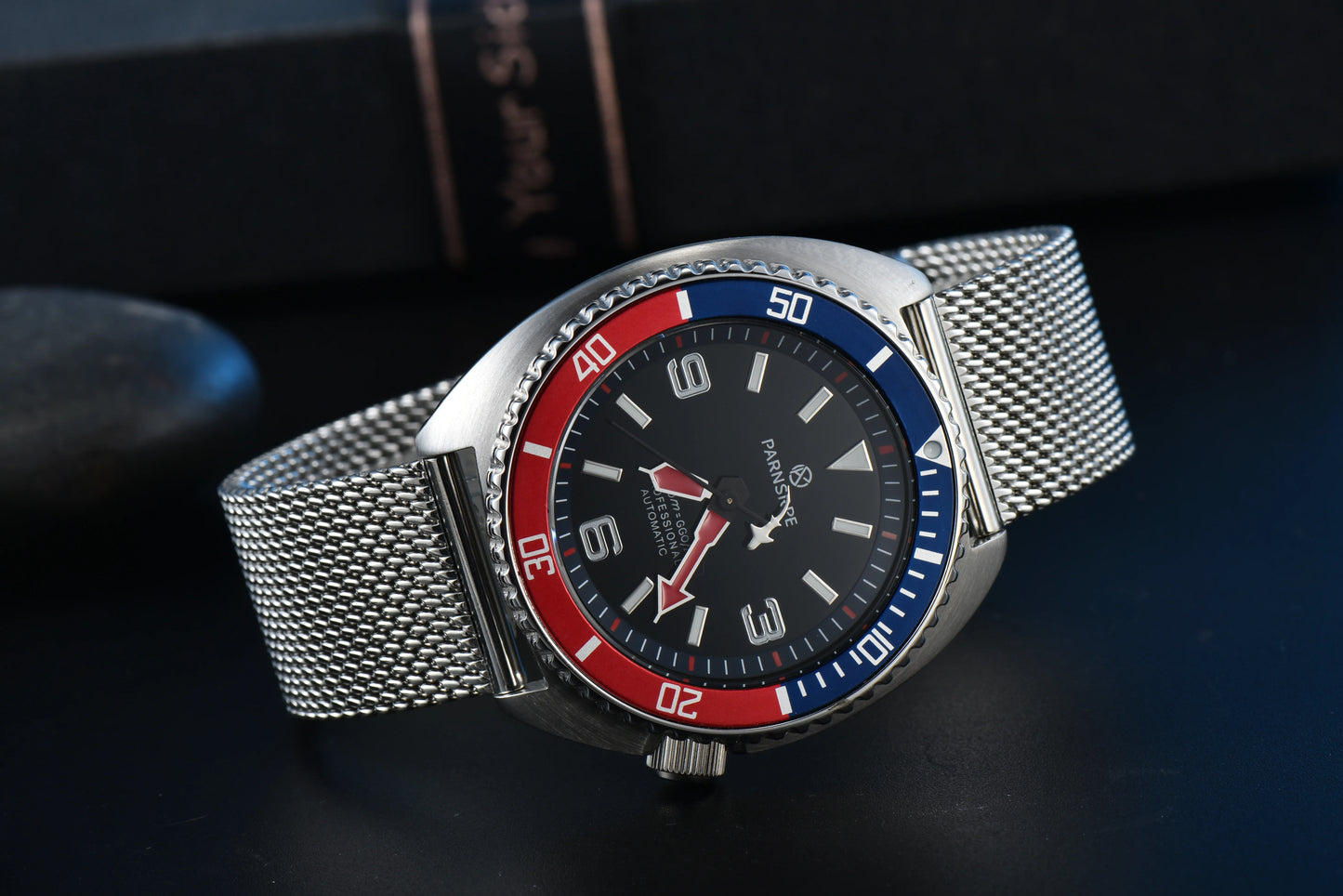 Luxury Men's Casual Red and Blue Watch, Fashionable Party Watch with NH35 Automatic Movement, Sapphire Glass, GMT Ceramic Bezel,