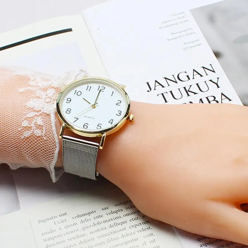 Luxury Hot Watch Men Fashion Sport Quartz Clock Mens Watches Unisex Simple Business Fashion Steel Strip Quartz Brand Wrist Watch