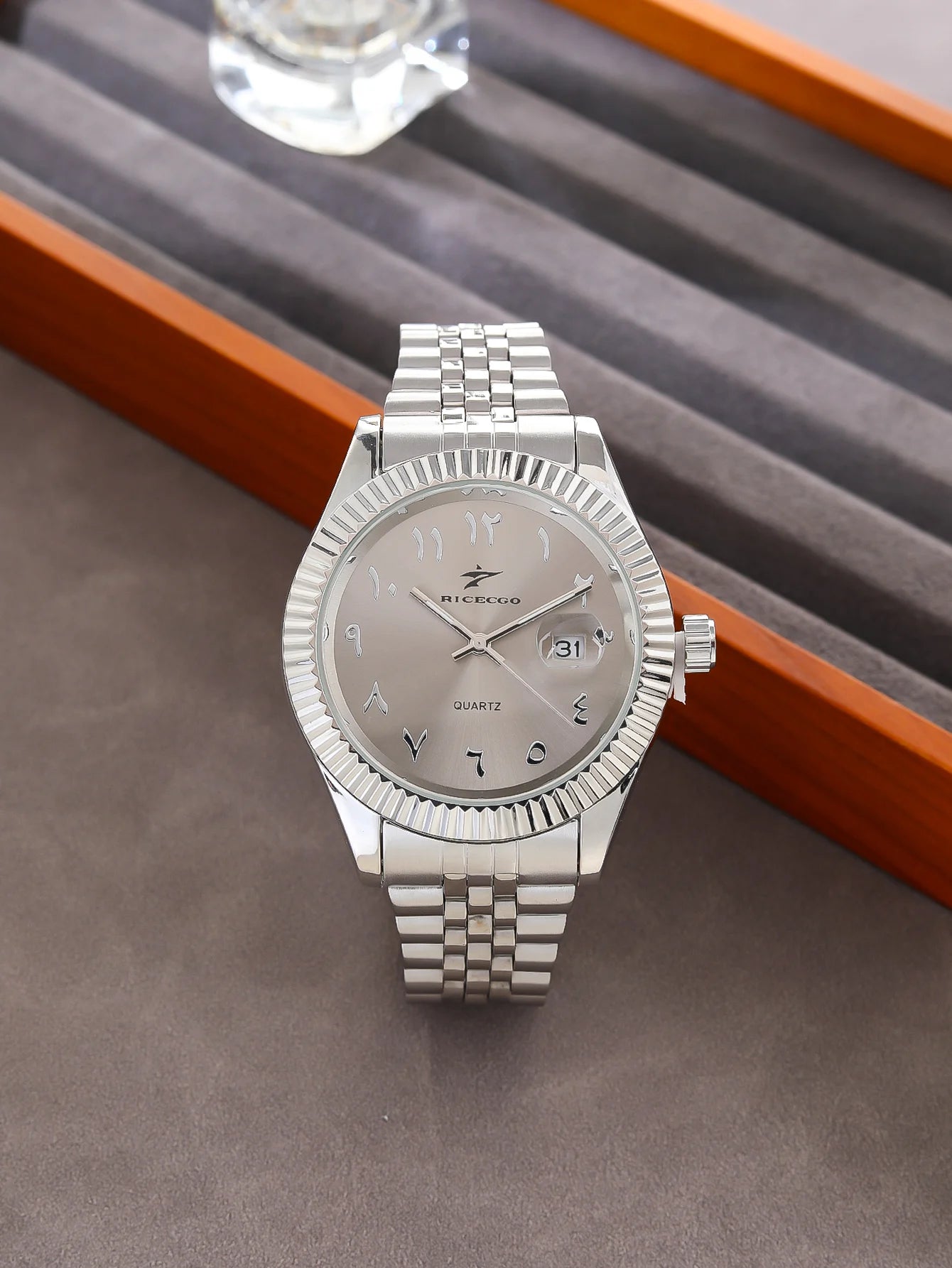 Fashion Men's Watches Date High-end Luxury Casual Sport Clock Classic Business Quartz Male Stainless Steel Wristwatches