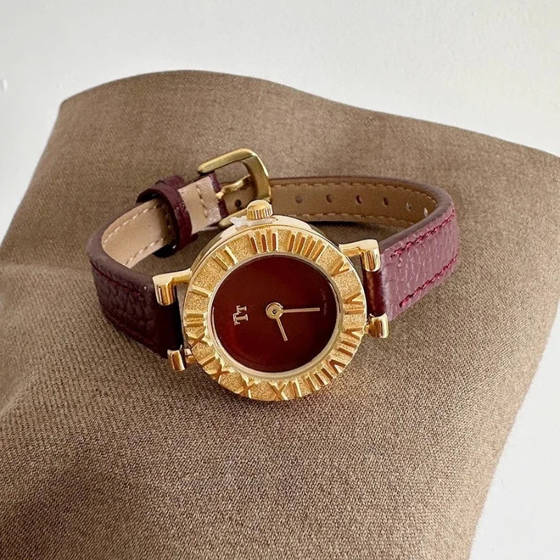 Red Top Brand Women's Quartz Watch Retro Gold Roman Frame Leather Waterproof Leather Women's Watch Relógio Feminino