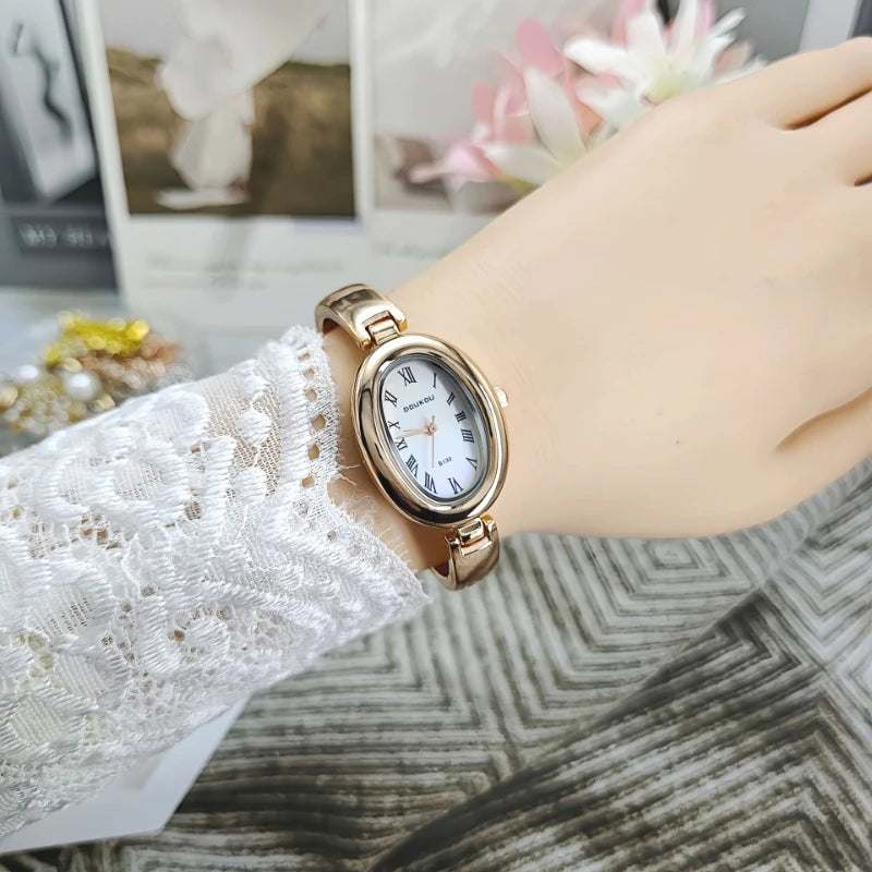 Famous Brand Women Oval Dial Quartz Watches Luxury Ladies Bracelet Strap Wristwatch Relogio Montre Femme Dropshipping Clock
